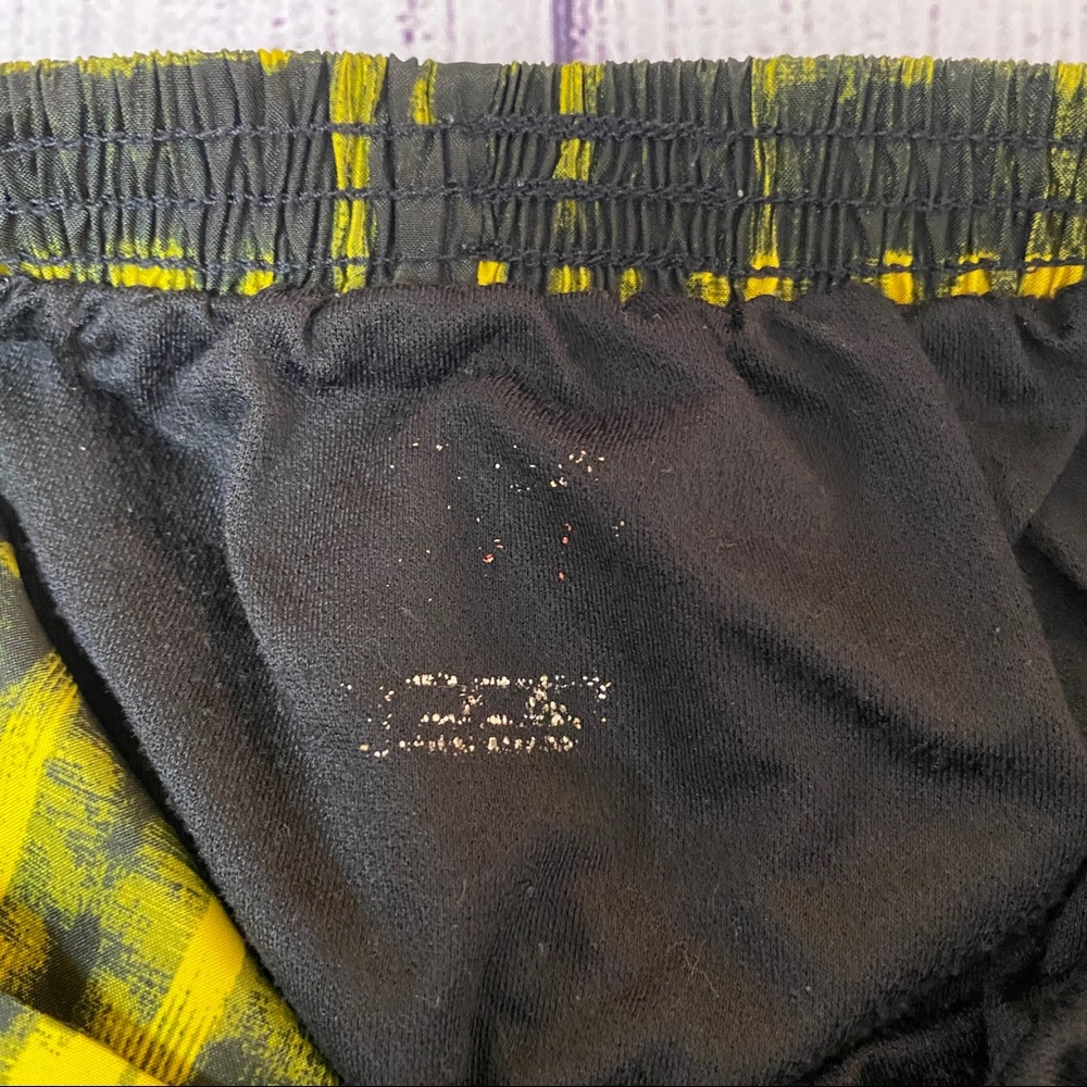 🌟Nike Athletic Running Shorts Yellow Black - Picture 3 of 8